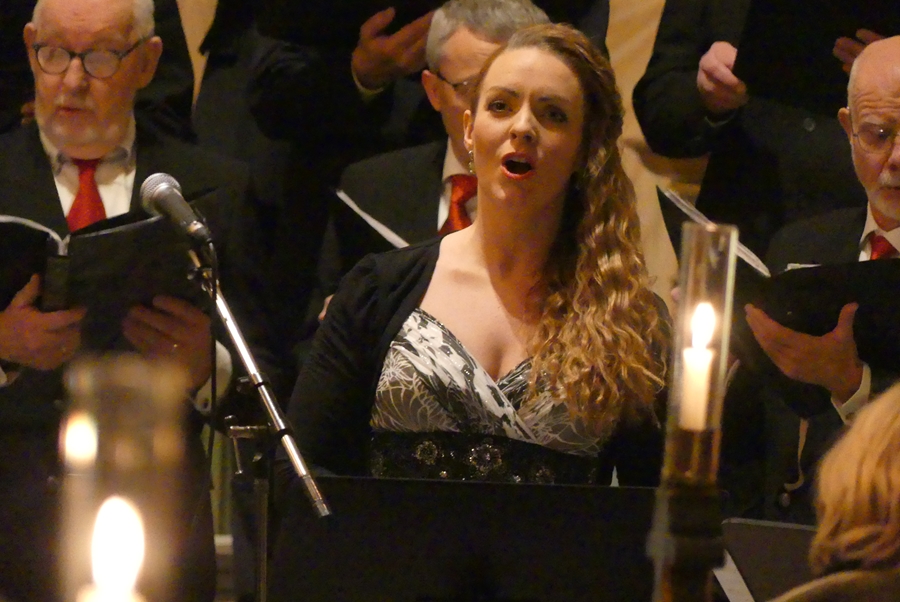 Frida Engström. Solist vid julkonsert 2019 (Per Albinsson)